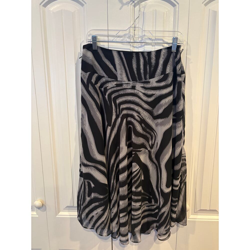 East‎ 5th Black And Gray Midi Zebra Print Skirt Size 10